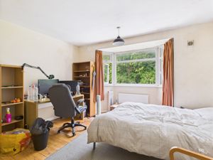 Bedroom- click for photo gallery